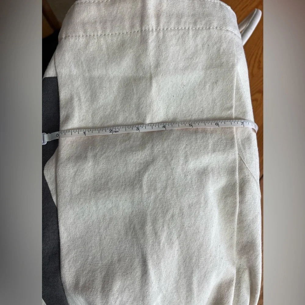 NWT PINK Victoria’s Secret Large Canvas Tote Duffel Bag Cream w/Black print. - Picture 5 of 11